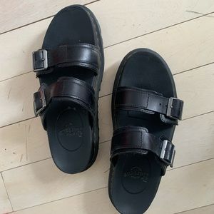 DR MARTENS MYLES BRANDO LEATHER BUCKLE SLIDE SANDALS